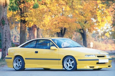 Bas de caisse Opel Calibra GTB