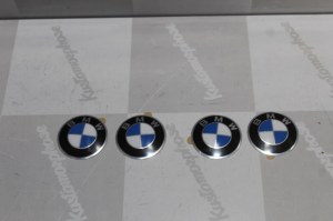 4x logo BMW pour moyeux de jante à coller