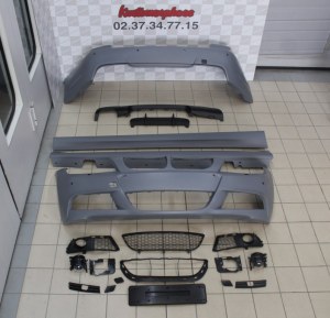 kit complet pour BMW E90 berline Pack m phase 1 05-08 LOOK phase 2