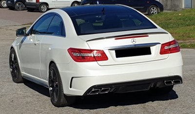 Pare choc arrière Kustomorphose Mercedes classe E coupé / cabriolet C207 look Black series