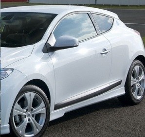 PAIRE DE BAS DE CAISSE RENAULT MEGANE III COUPE