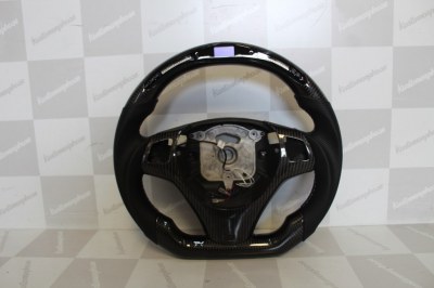 Volant carbone avec led et cuir perforée avec méplat pour BMW E92 E93 E90 E91 E81 E82 E87 E88